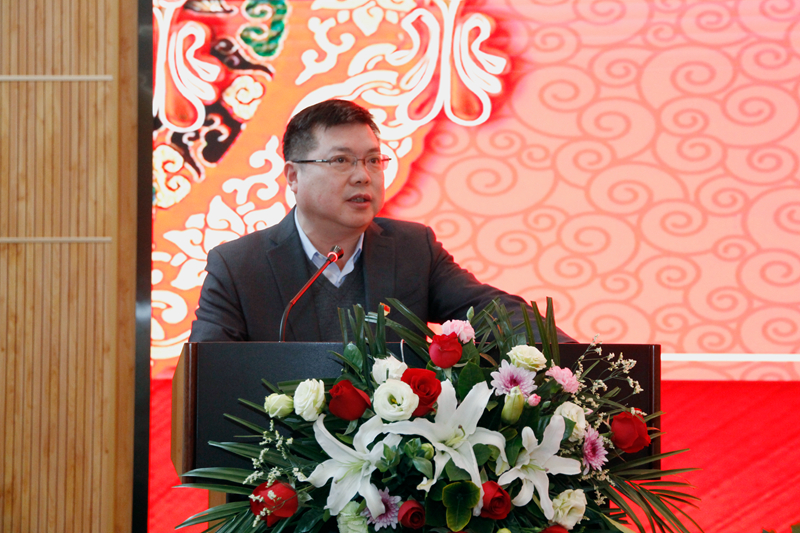 万总（近照）.jpg